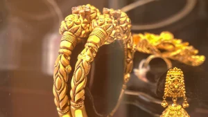 টানা তিন দফা কমার পর বাড়লো সোনার দাম