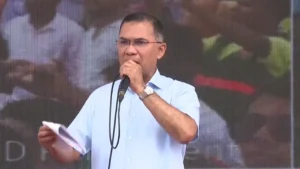 দেশের পরিবর্তন আনতে সবাইকে একসঙ্গে কাজ করতে হবে প্রধানমন্ত্রী