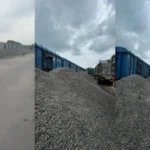 ইয়ার্ডে পাথর ডাম্পিং, ঝুঁকিতে দর্শনা বন্দরের রেললাইন 
